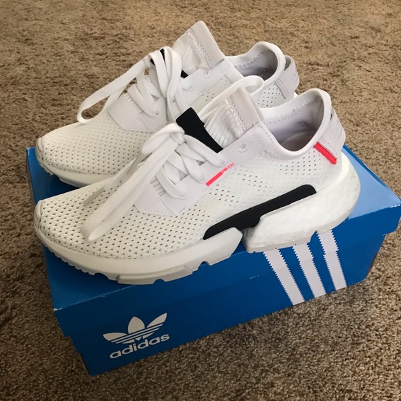 Adidas | NIB White Sneakers 5.5 Kids - Picture 2 of 8